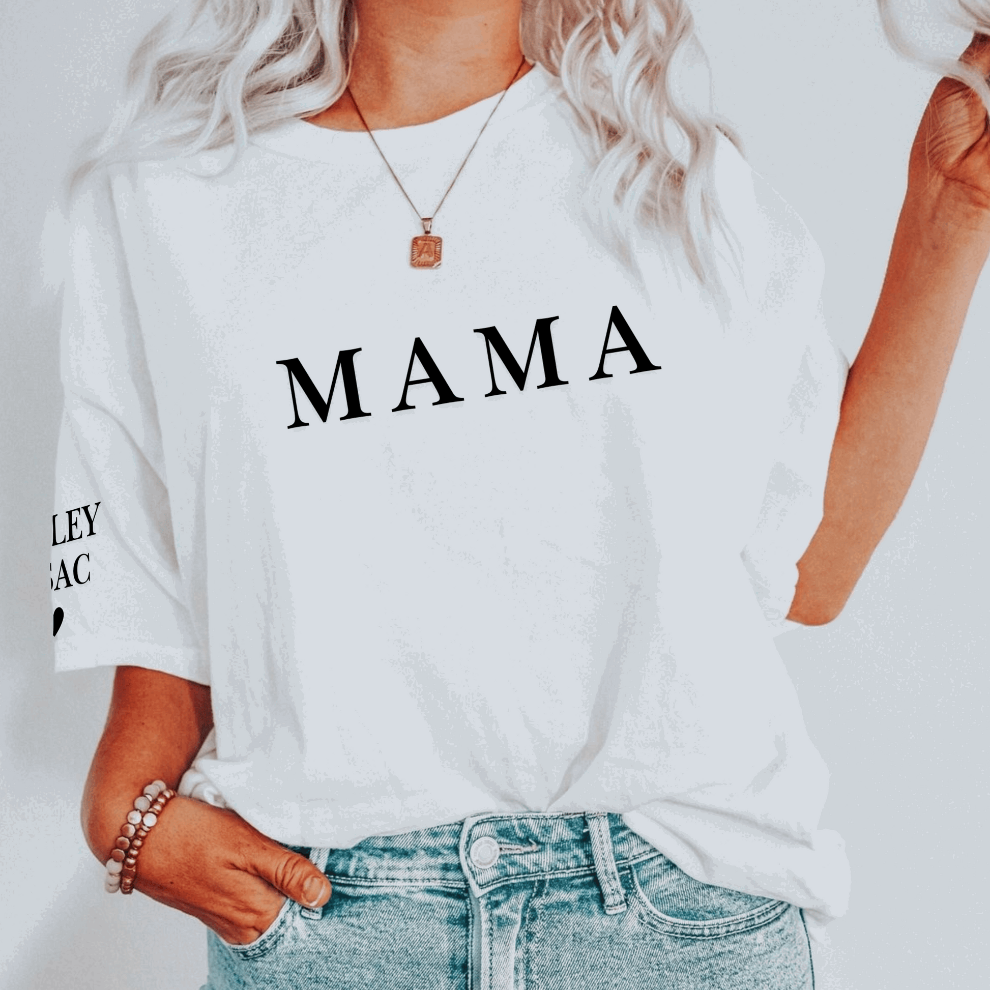 Mum T-shirt – Personalized with Child Name on Sleeve, Minimalist Mummy T-shirt , Christmas Gift for Mum, Thoughtful Gift for Her